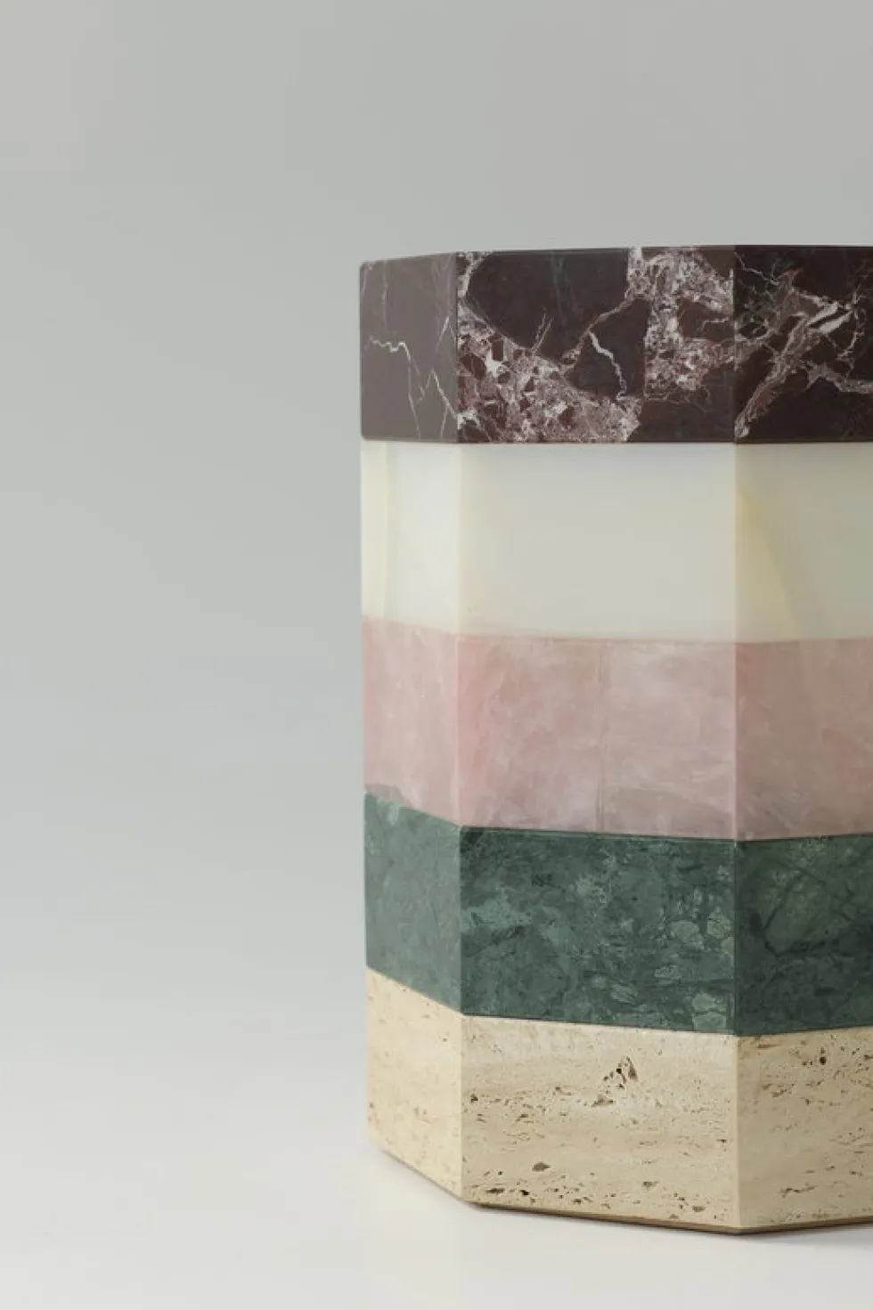 Table d'appoint octogonale en onyx, quartzite, marbre et travertin 39x50cm Gisou - Studio Gaïa