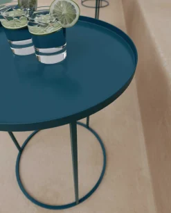 Table d'appoint ronde en métal rouge 43 cm Costance Vassoio - Meme Design
