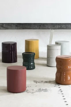 Table d'appoint violette en céramique 37 x 46 cm Marie Michielssen - Serax
