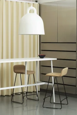 Table de bar en stratifié et laiton blanc 190 x 90 cm Union blanc - Normann Copenhagen