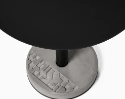 Table de bistro ronde noire Donut - Lyon Béton