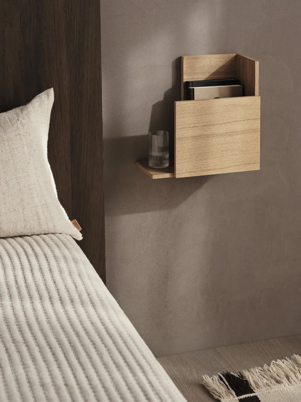 Table de chevet murale en chêne 30x30cm Stagger - Ferm living