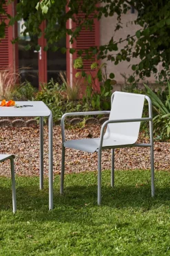 Table de jardin en acier thermolaqué gris grapahite 8 places 190x90cm Panorama - TIPTOE