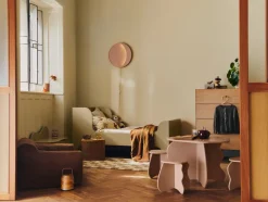 Table en bois rose 71x48cm - Ferm Living