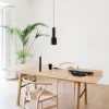 Table en chêne et pieds noirs SAVIA - Woodendot