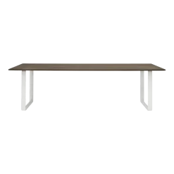 Table en chêne massif fumé et aluminium blanc 255 x 108 cm 70/70 - Muuto