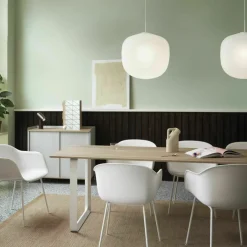 Table en chêne massif fumé et aluminium gris 295 x 108 cm 70/70 - Muuto