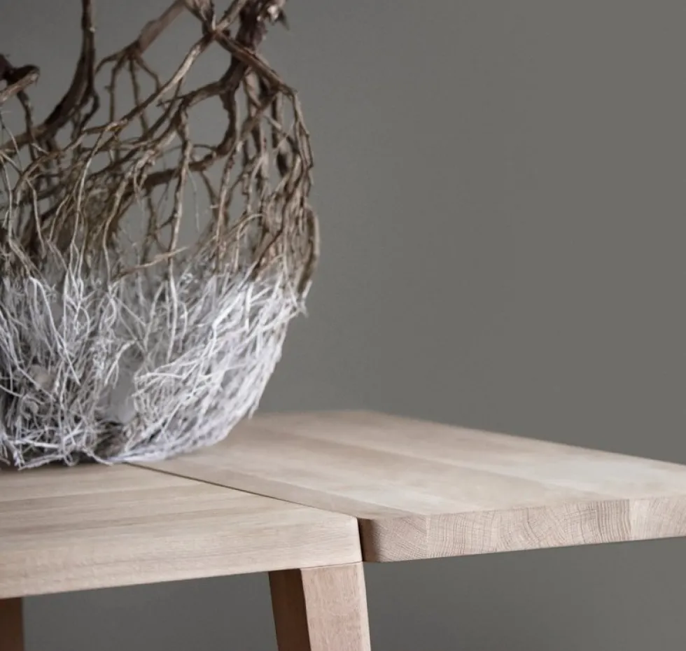 Table en chêne massif huilé 95 x 220 cm Graceful - Bolia