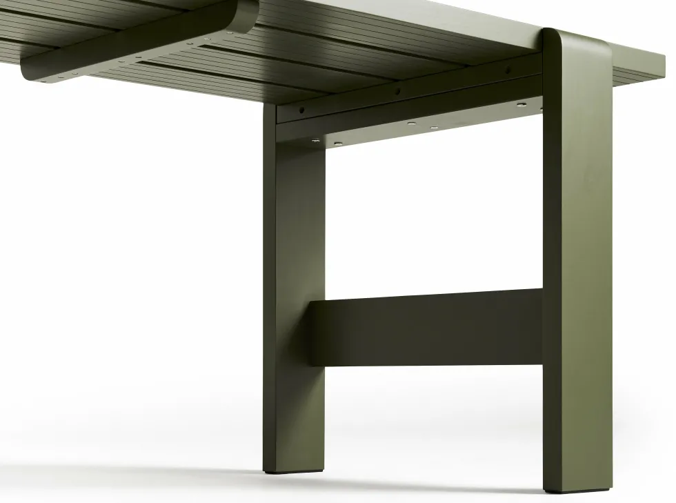 Table en pin laqué olive 180 x 66 x 74 cm Weekday - Hay