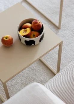 Table gigogne en acier beige cashew 45x90cm Tre Semina X - Metallbude