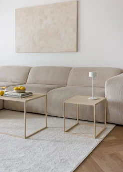 Table gigogne en acier beige cashew 45x90cm Tre Semina X - Metallbude