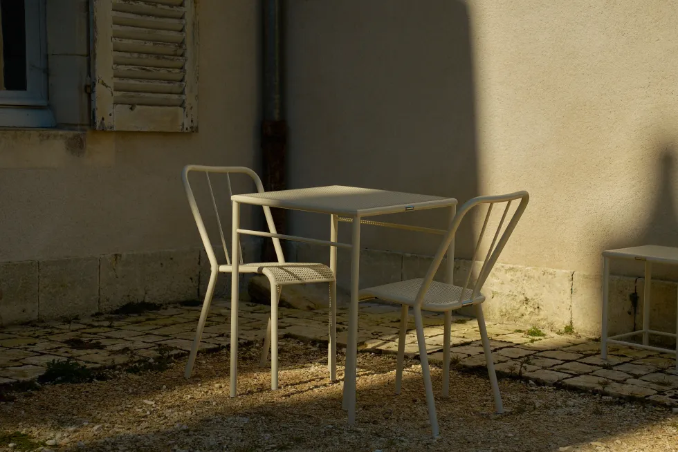 Table à manger carrée en acier tressé blanc pur 60x60cm T37 - Tolix