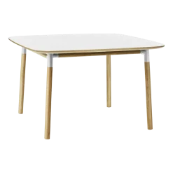 Table à manger carrée en chêne et stratifié blanc 120 x 120 cm Form - Normann Copenhagen