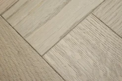 Table à manger carré en acier noire 70 cm Herringbone - Versmissen