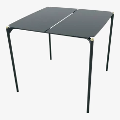 Table à manger carrée noire et dorée Novo - Aytm