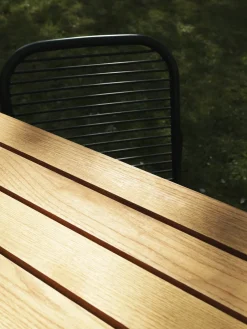 Table à manger d'extérieur en acier vert foncé 80 cm Robinia Vig - Normann Copenhagen