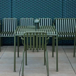Table à manger d'extérieur en métal gris 82,5x90cm Palissade - HAY