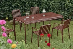 Table à manger d'extérieur en métal rouge 170x90cm Palissade - HAY