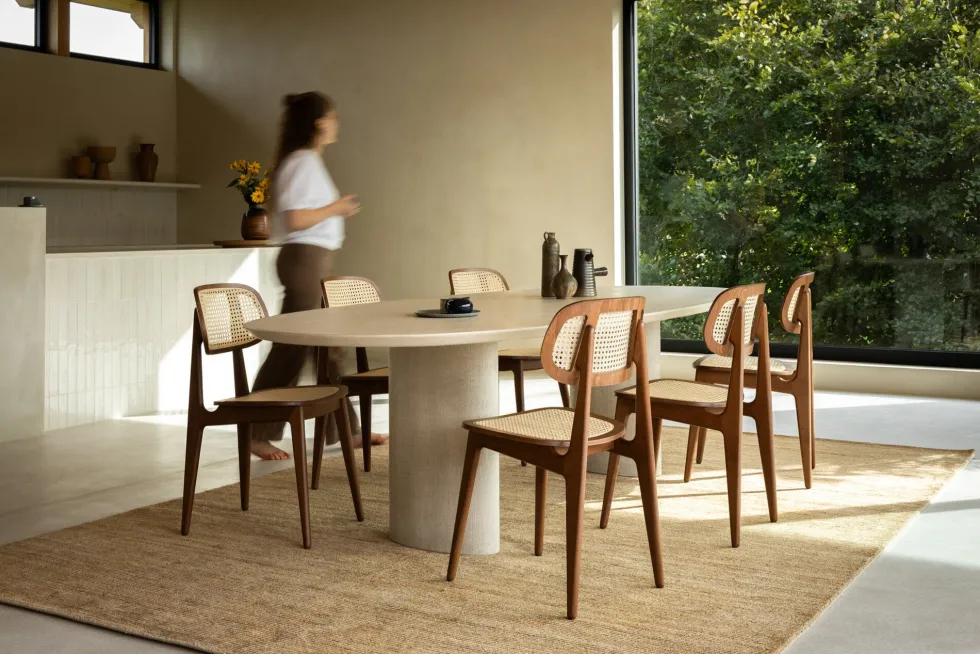 Table à manger ellipse en plâtre minéral 240x120cm Ari Ellipse - Vincent Sheppard