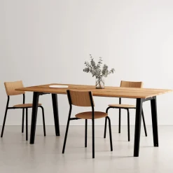 Table à manger en bois ancien et piètement en acier noir 190 x 95 x 75 cm New modern - TIPTOE