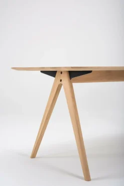 Table à manger en chêne 180 x 90 cm Ava - Gazzda