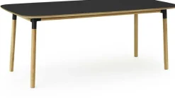 Table à manger rectangulaire en chêne et lino noir 95 x 200 cm Form - Normann Copenhagen