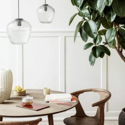 Table à manger ronde 120 cm en chêne SK4 - &tradition