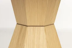 Table à manger ronde en acacia 120x75cm Lotus - Zuiver