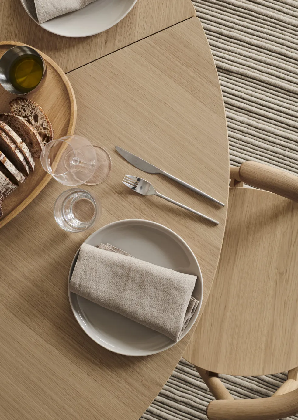 Table à manger ronde en chêne huilé 125cm Piro - Bolia