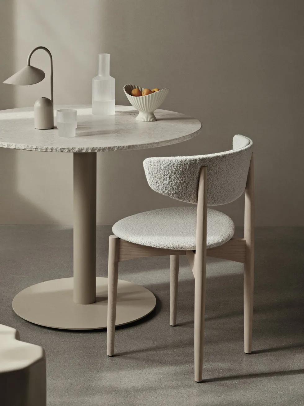 Table à manger ronde en marbre cachemire 90x72cm Mineral - Ferm living