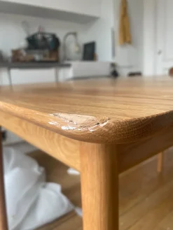 Table rectangulaire en chêne huilé 127 x 75 cm ZigZag Modèle d'exposition - Hans K