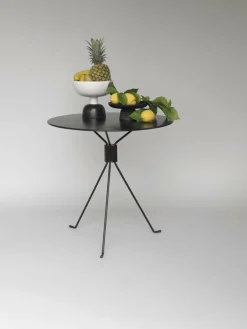 Table ronde de jardin en acier noir 75 cm Bond - Cools Collection