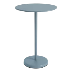 Table ronde d'extérieur en acier bleu ciel 70 x 105 cm Linear - Muuto