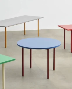 Table ronde en acier thermolaqué ocre et bleu 120cm Two-colour - Hay