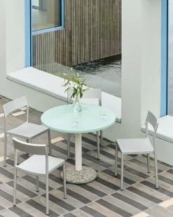 Table ronde en céramique vert menthe 90x74cm - Hay
