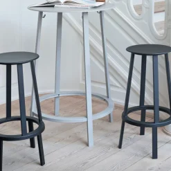 Tabouret de bar 75cm en aluminium noir Revolver - HAY