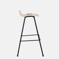 Tabouret de bar 75 cm en bois naturel et cadre noir Touchwood - Hem