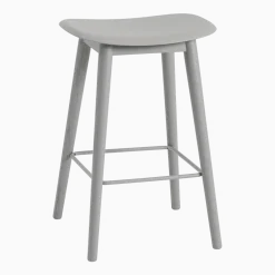 Tabouret de bar 65cm gris piétement en chêne Fiber - Muuto