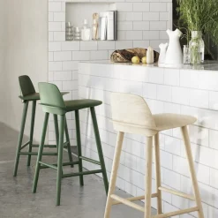 Tabouret de bar 75 cm rose Nerd - Muuto