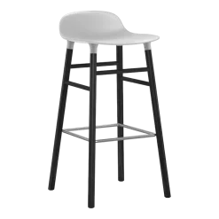Tabouret de bar en bois noir et pp blanc 75 cm Form - Normann Copenhagen