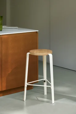 Tabouret de bar en chêne blanc crème 66cm MI LOU- TIPTOE