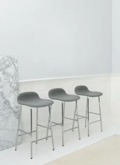 Tabouret de bar en chrome et pp noir 75 cm Form - Normann Copenhagen