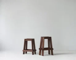 Tabouret de bar en frêne teinté marron 65cm Let - Normann Copenhagen