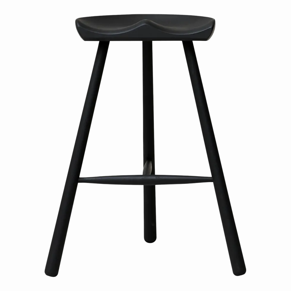 Tabouret de bar en hêtre noir 68 cm Shoemaker - Form & Refine