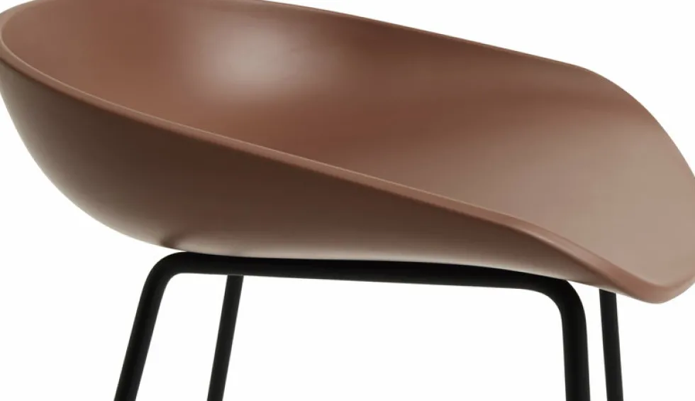 Tabouret de bar en plastique recyclé brique et pieds en acier noir 65 cm AAS 38 2.0 - HAY