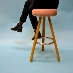Tabouret haut en chêne et acier safran 75 cm Smack - Matière Grise