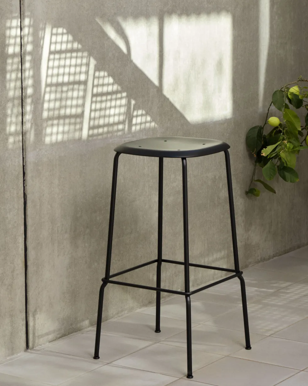 Tabouret polypropylène et acier noir 75 cm Soft Edge 85 - Hay