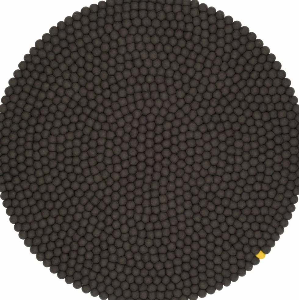 Tapis à boules de feutre anthracite 180 cm Big One - myfelt