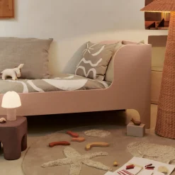 Tapis pour enfants en laine et coton recyclé foncé 130cm Kove - Ferm Living