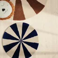 Tapis rond bleu et blanc 70 cm Arch - Ferm Living